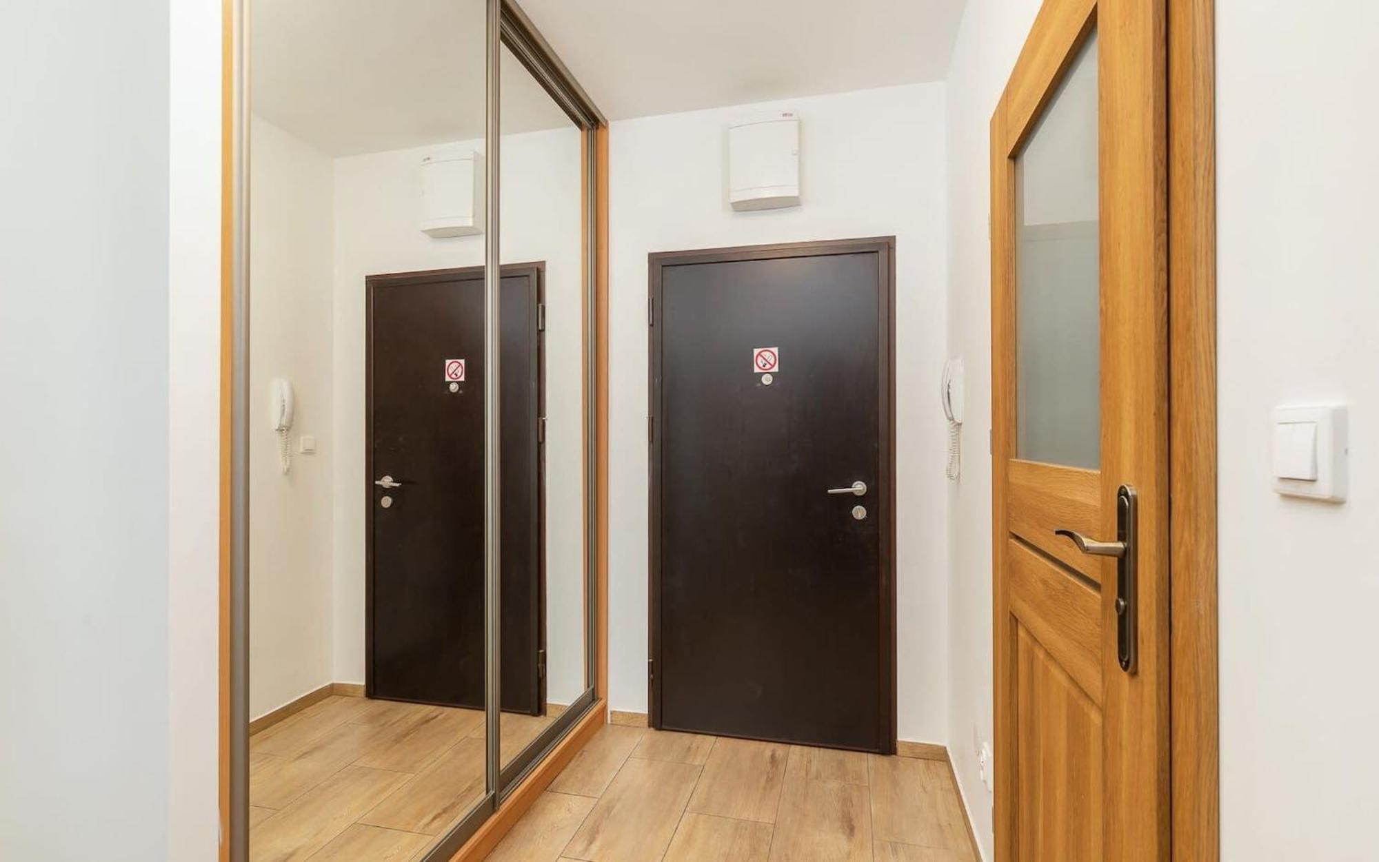 ורשה Burakowska 16 - Modern Apartment With Balcony Noclegi Renters מראה חיצוני תמונה