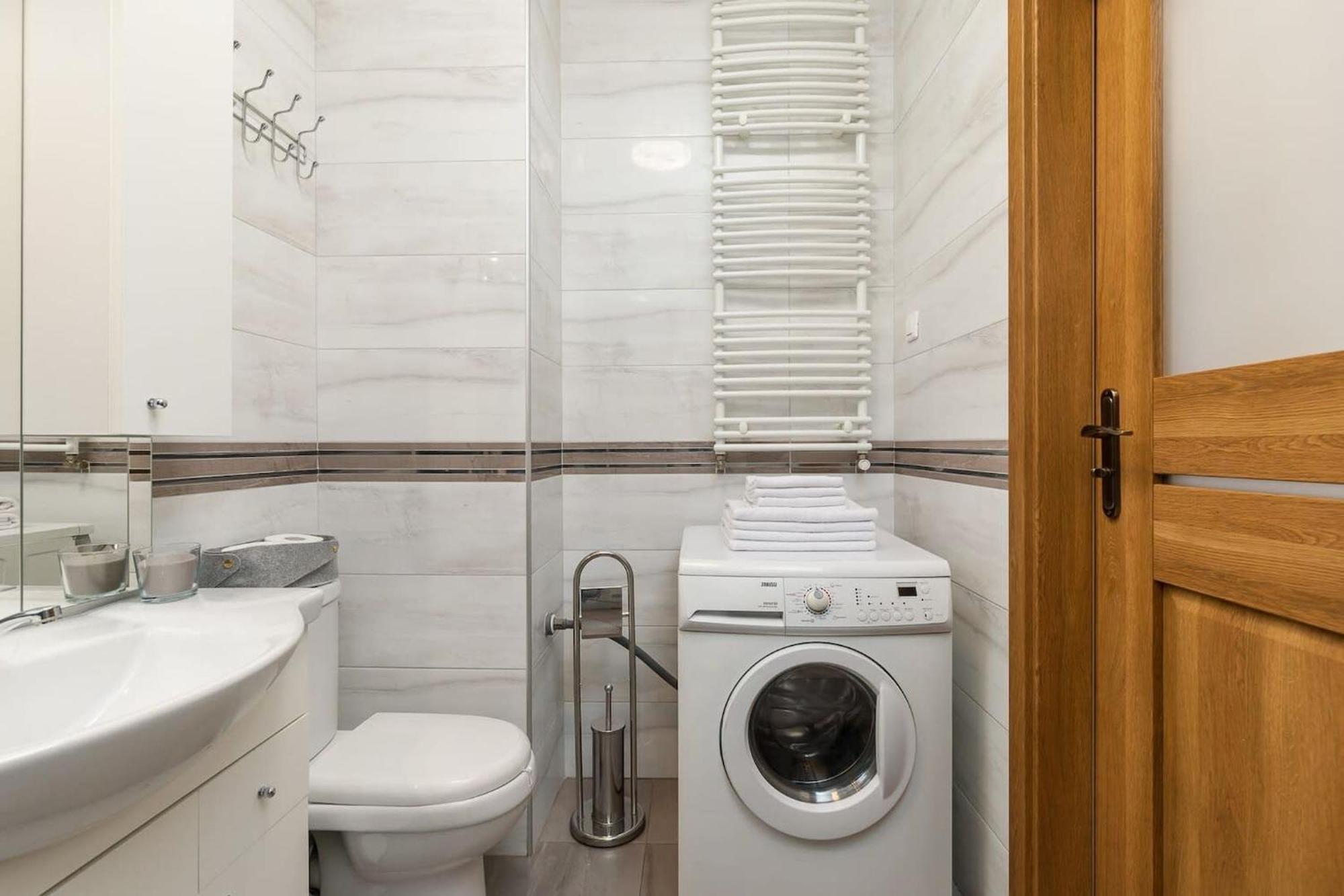 ורשה Burakowska 16 - Modern Apartment With Balcony Noclegi Renters מראה חיצוני תמונה